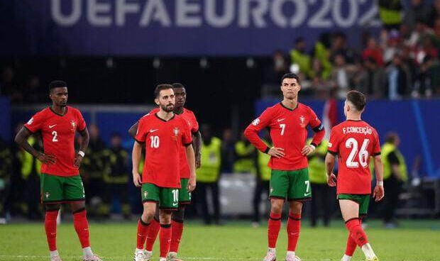 星空体育-欧洲杯上为何让C罗连续首发？39岁的他还会被招吗？