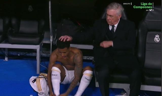 星空体育-真会说！安帅自我调侃：半场时应该把教练换下去