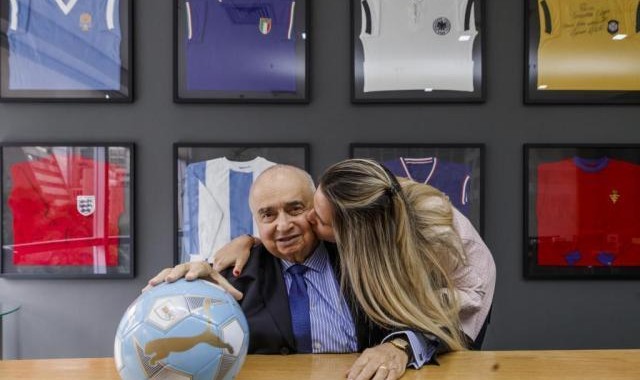 做成成百上千桩转会 胡安·菲热尔逝世 享年87岁