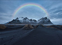 开云：云端之上，生活的底色