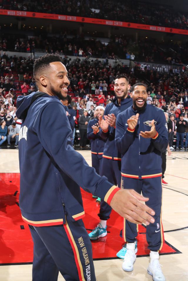 1648706940692003199.jpg FPJ5iWkX0AI4yU1.jpg